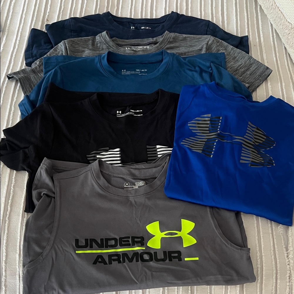 Under Armour Kids' Gray and Blue Short Sleeve Tees 6 total lot
